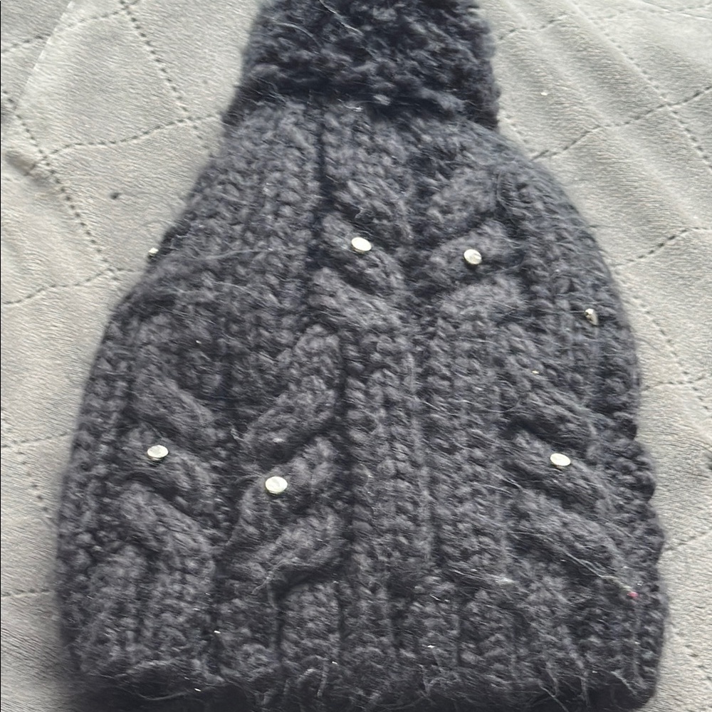 Roxy Cozy Black Knit Beanie with Pom Pom​ - Picture 5 of 5